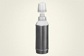 The first vacuum bottle imported by Itoki Shoten

