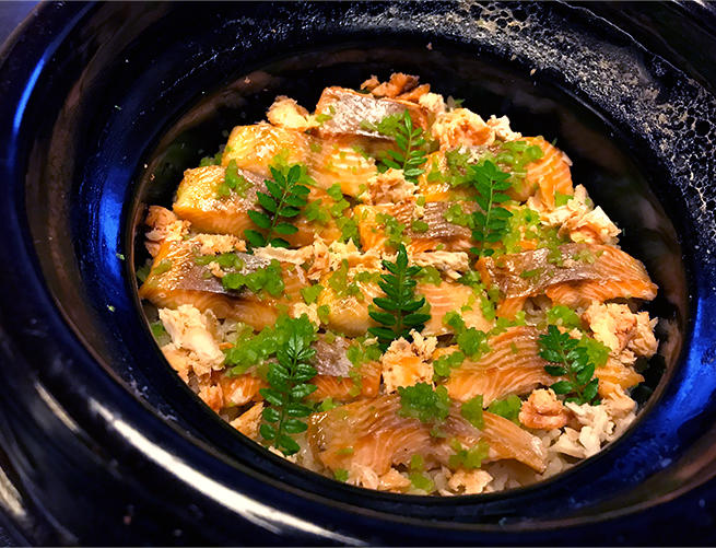 料理 魚石 土鍋ごはん