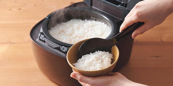 Image of freshly cooked rice for illustration purposes