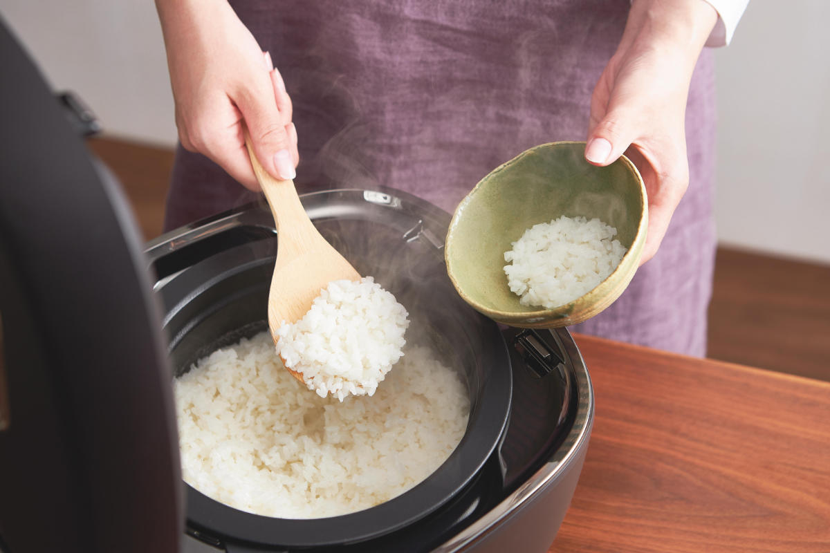 買い誠実 炊飯器 電気かまめし