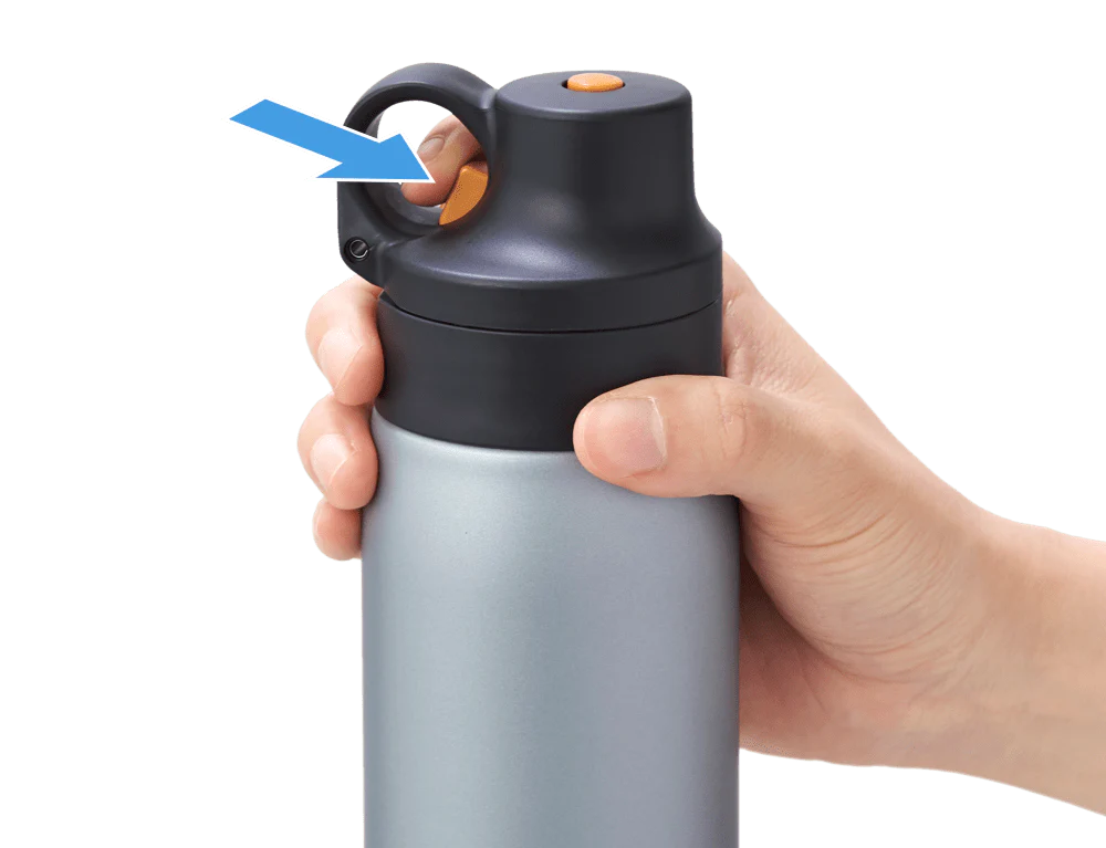 Thermos bottle from Tiger telling the - BIC CAMERA_English