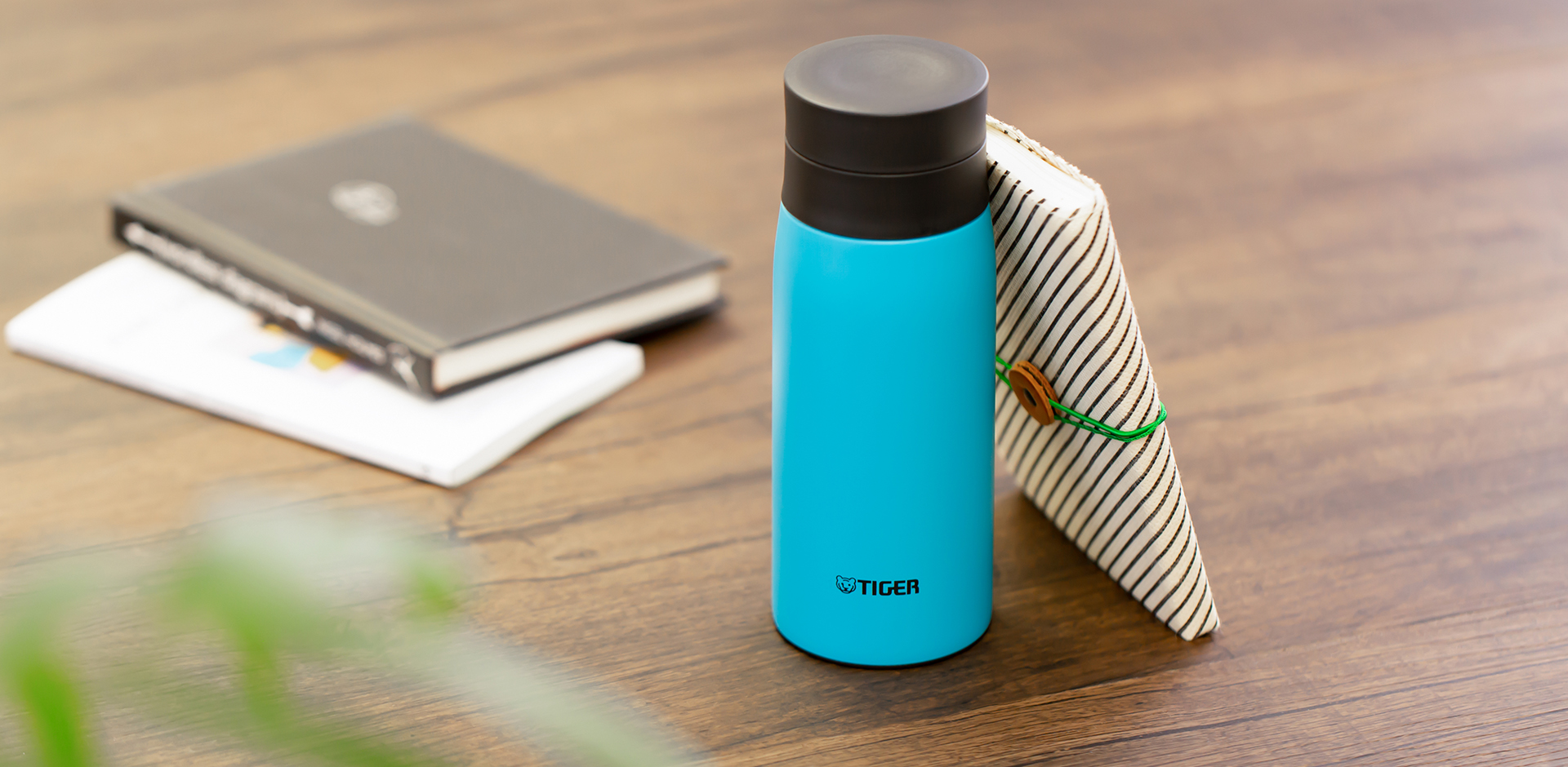 Tiger Ultra-Light Water Bottles MMX-A New Colors – Sampoyoshi