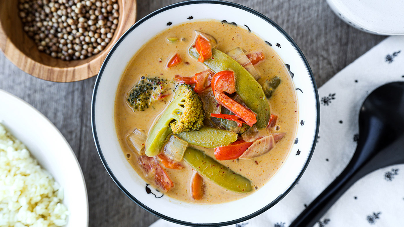 Rice Cooker Vegetable Thai Curry