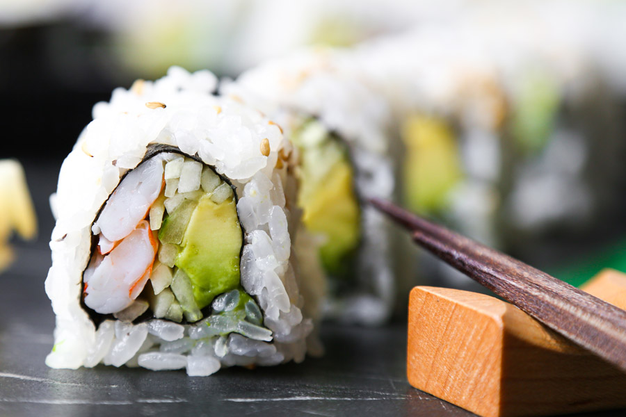 How to Make Homemade Sushi Rolls