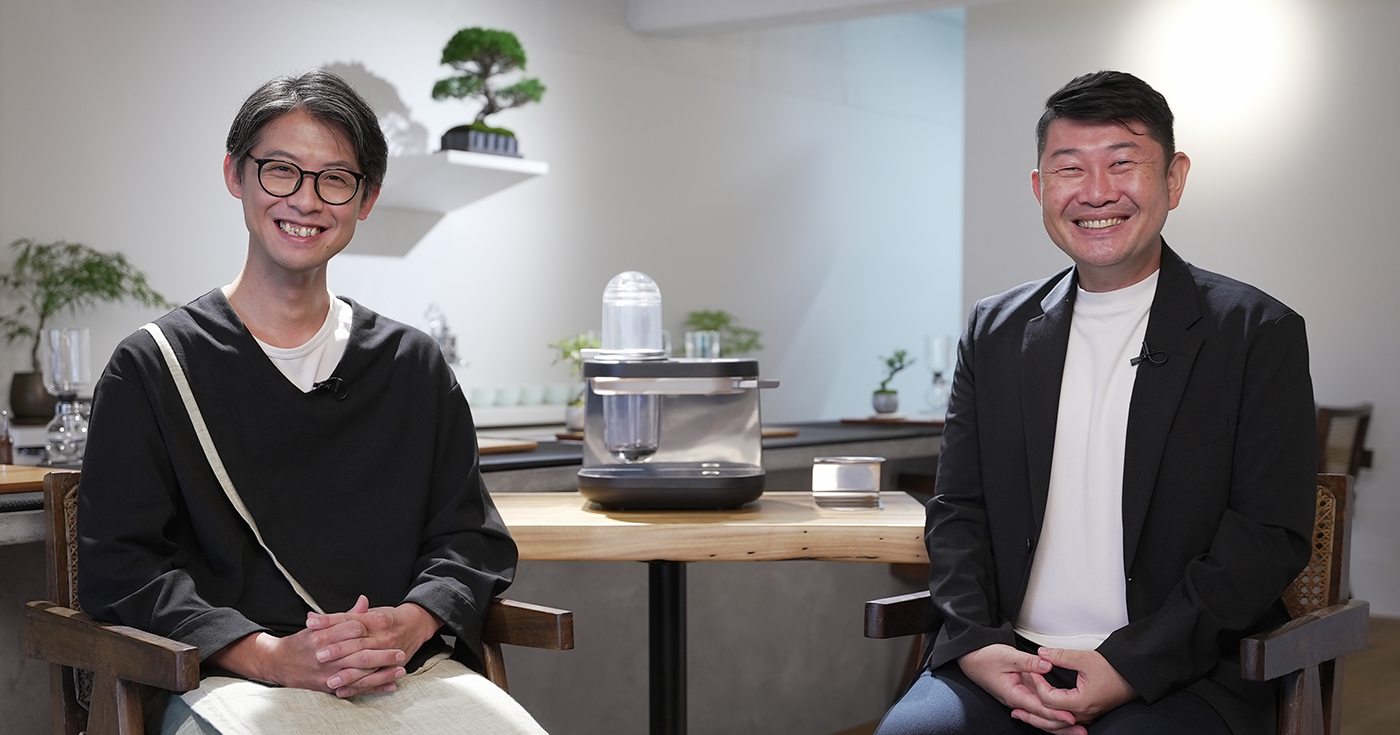 Yoshinobu Nakayama, a world-renowned authority on siphon coffee, has been  appointed as the official ambassador for Tiger thermos Siphonysta -  Tiger-Corporation