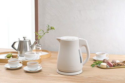 【格安希少】ほぼ新品美品　電温圧42℃ 湯たんぽ 蓄熱式 2個セット コードレス 省エネ デスクワーク 節電 あん